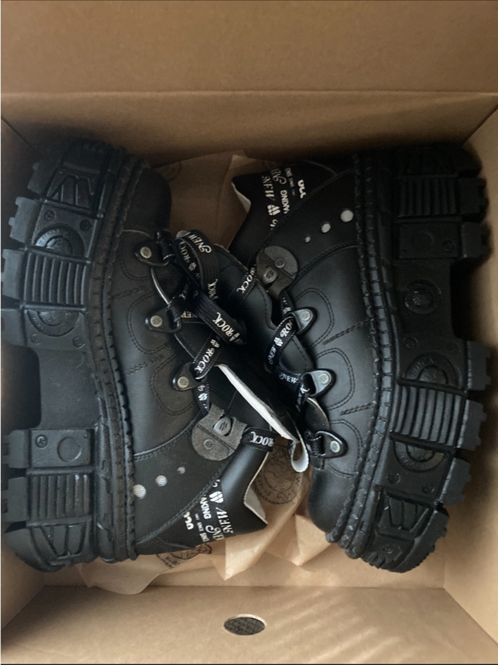 Men's Black Chunky Lug-Sole Sneakers New Rock